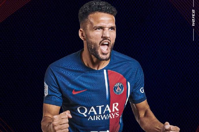 包含巴黎圣日耳曼轻取马赛，蝉联法甲冠军的词条